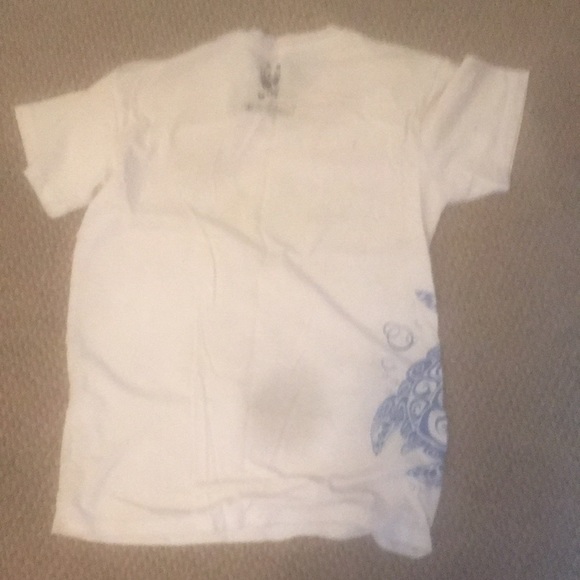 Royal Caribbean shirt - Picture 2 of 2